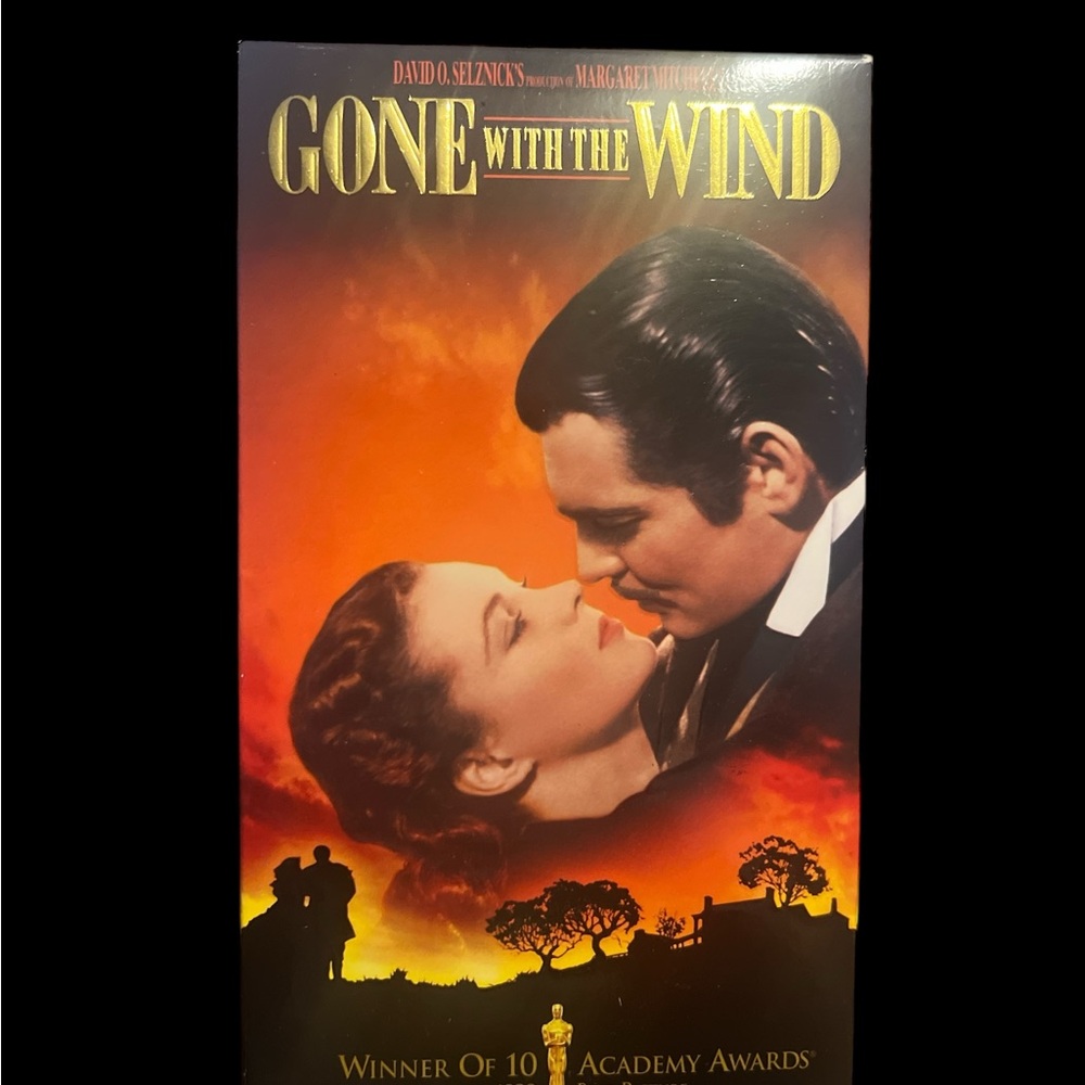 GONE WITH THE WIND 2 VHS ROMANTIC CLASSICAL FROM 1939